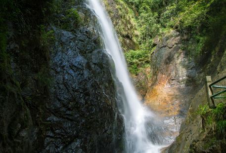 Chuanlong Waterfall Scenic Area