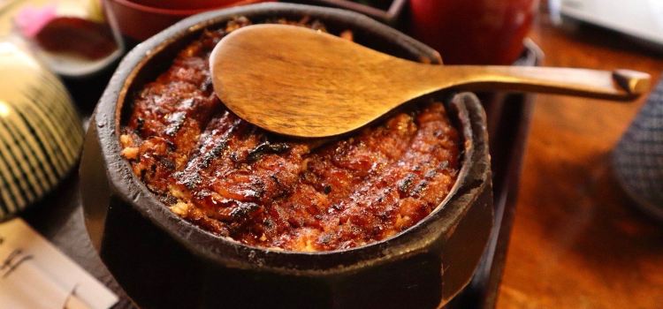 あつた蓬莱軒 神宮店 愛知県のご案内 トリップドットコム