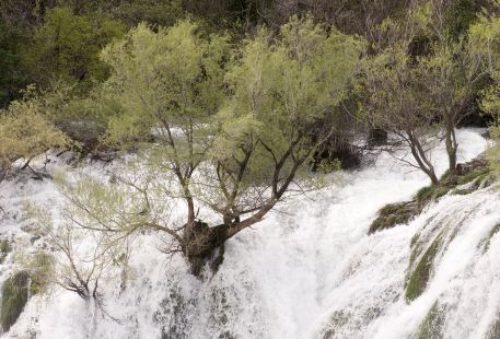 Lat Wanorn Waterfall