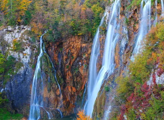 Plitvice Lakes National Park2