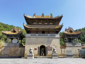 Kaihua Temple