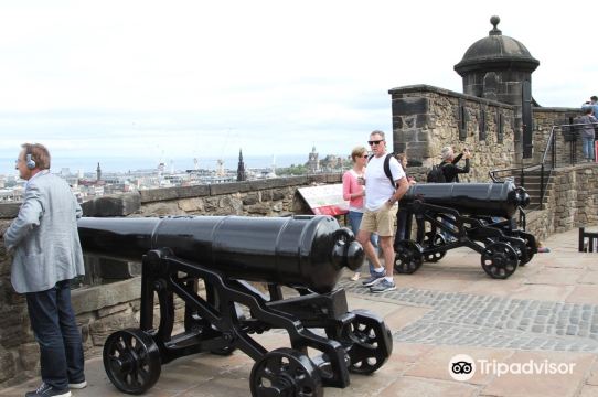 エディンバラ城のレビュー エディンバラ城のチケット エディンバラ城の割引 エディンバラ城の交通機関 所在地 営業時間 エディンバラ城周辺の観光スポット ホテル グルメ Trip Com