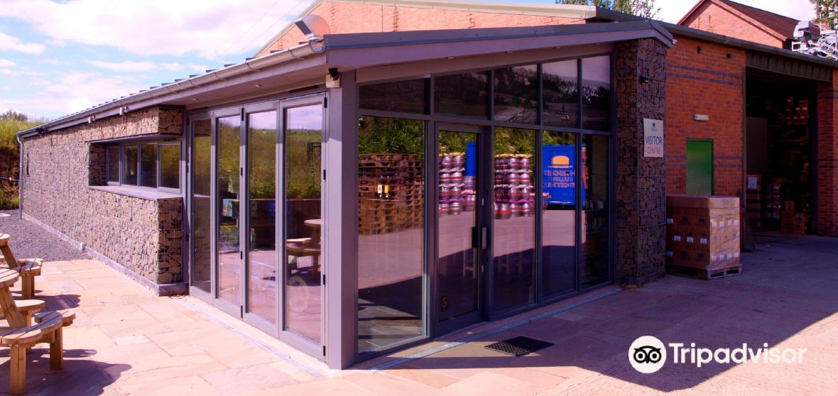 Neen Savage Travel Guide 2023 Things to Do, What To Eat & Tips