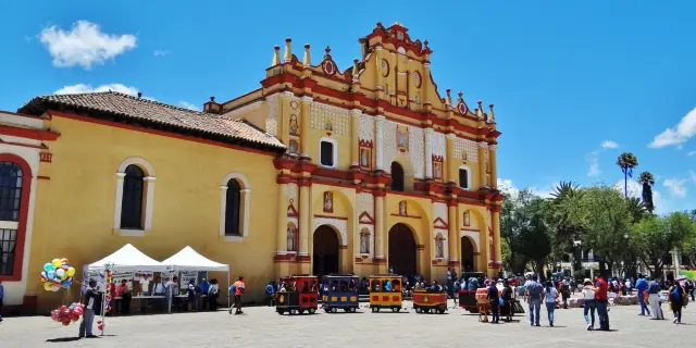 San Cristobal de Las Casas Travel Guide 2023 - Things to Do, What To Eat &  Tips 
