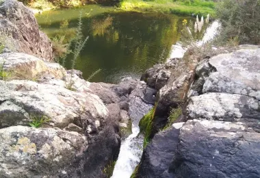 Te Maketu Waterfall รูปภาพAttractionsยอดนิยม
