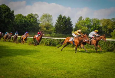 Rennbahn Saarbrucken Gudingen รูปภาพAttractionsยอดนิยม