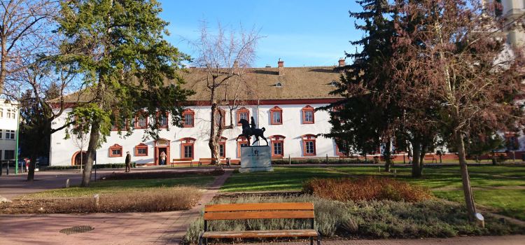 Gyöngyös Reiseführer für 2022 GyöngyösKarte der Sehenswürdigkeiten