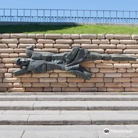 Monumento a los Caidos del Cuartel de la Montana