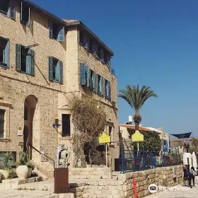 Kikar Kedumim