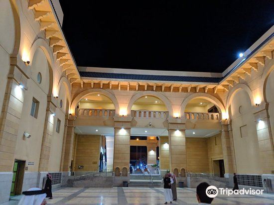 Al Rajhi Grand Mosque Travel Guidebook Must Visit Attractions In Riyadh Al Rajhi Grand Mosque Nearby Recommendation Trip Com