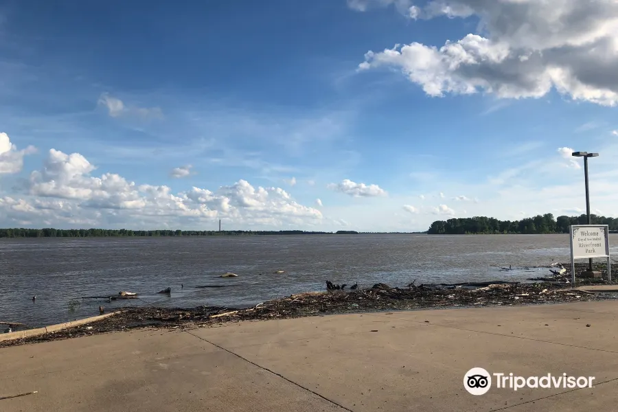 Mississippi River Observation Deck