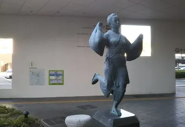 Otemoyan Statue รูปภาพAttractionsยอดนิยม