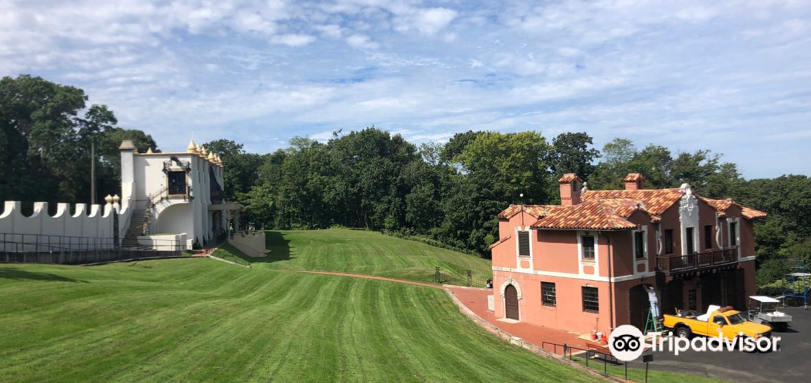 Centerport Travel Guide 2023 Things to Do, What To Eat & Tips