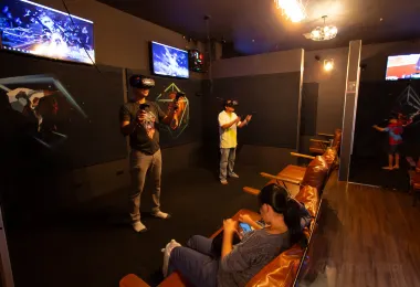 Total VR Arcade - Gateway Ekamai รูปภาพAttractionsยอดนิยม