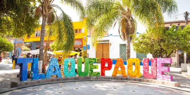 Tlaquepaque Travel Guide 2023 - Things to Do, What To Eat & Tips 