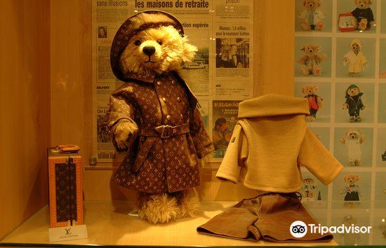 World's Most Expensive Teddy Bear - $2.1 Million Louis Vuitton Bear 