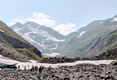 Byron Glacier Trail 명소 인기 사진