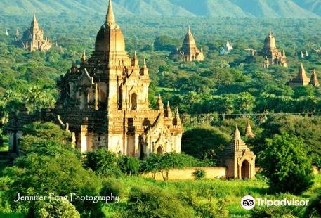 WORLD Heritage Network - Bagan Pagodas & Hot Air Balloons