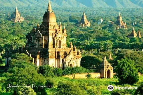 WORLD Heritage Network - Bagan Pagodas & Hot Air Balloons