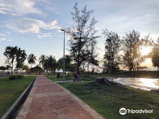 Pantai Temasya Tanjung Batu Travel Guidebook Must Visit Attractions In Bintulu Pantai Temasya Tanjung Batu Nearby Recommendation Trip Com