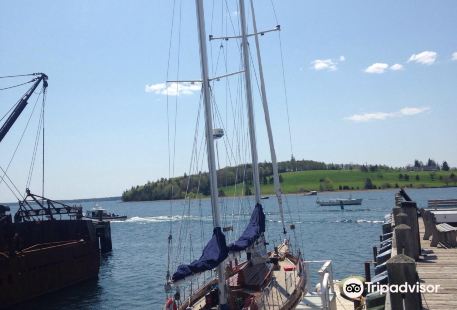 Sail Lunenburg with Star Charters