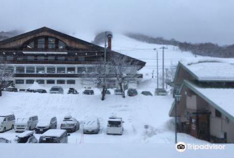 Kamoidake Kokusai Ski Resort