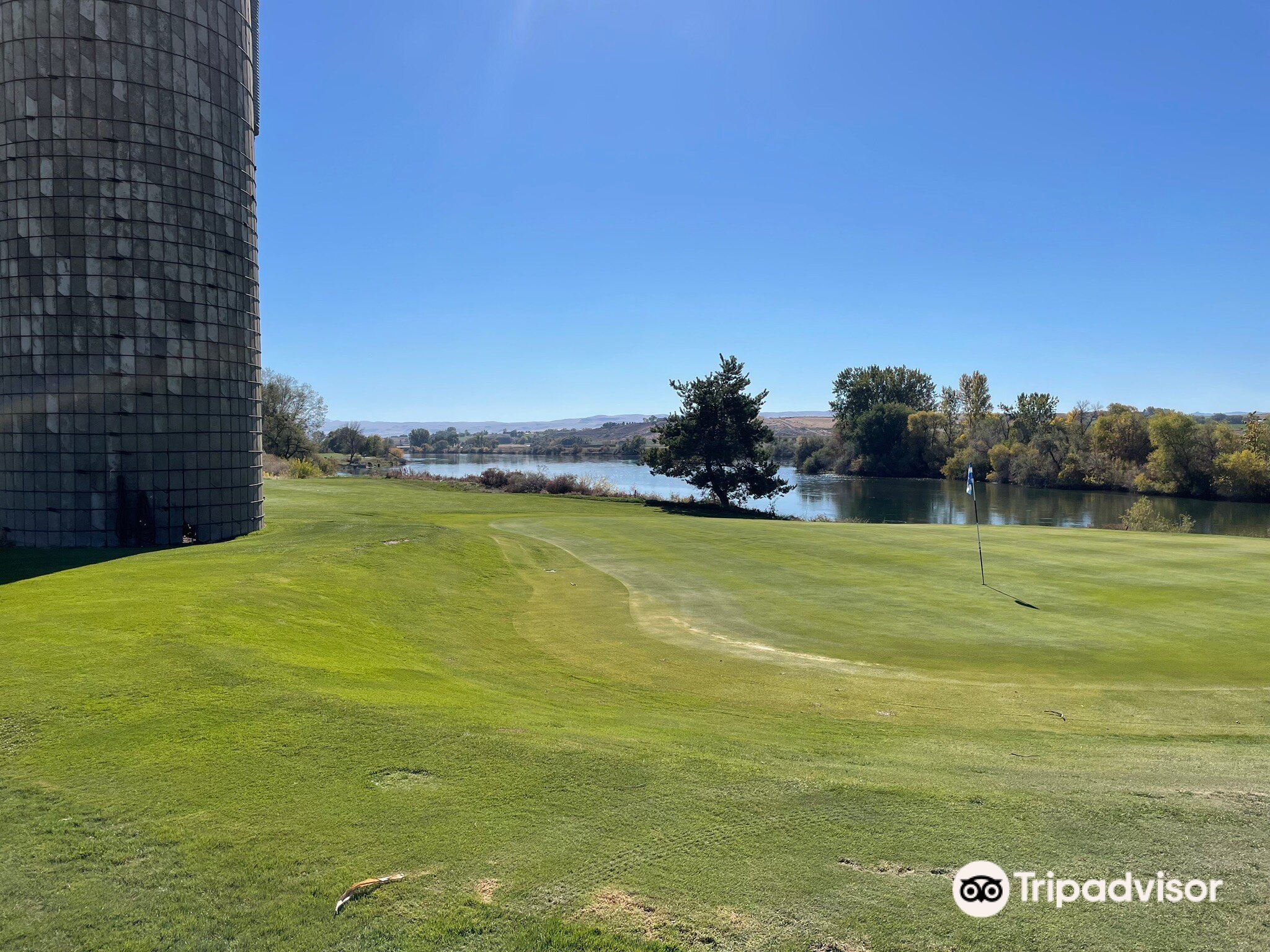 River Bend Golf Course attraction reviews - River Bend Golf Course tickets  - River Bend Golf Course discounts - River Bend Golf Course transportation,  address, opening hours - attractions, hotels, and food