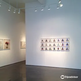 Klompching Gallery
