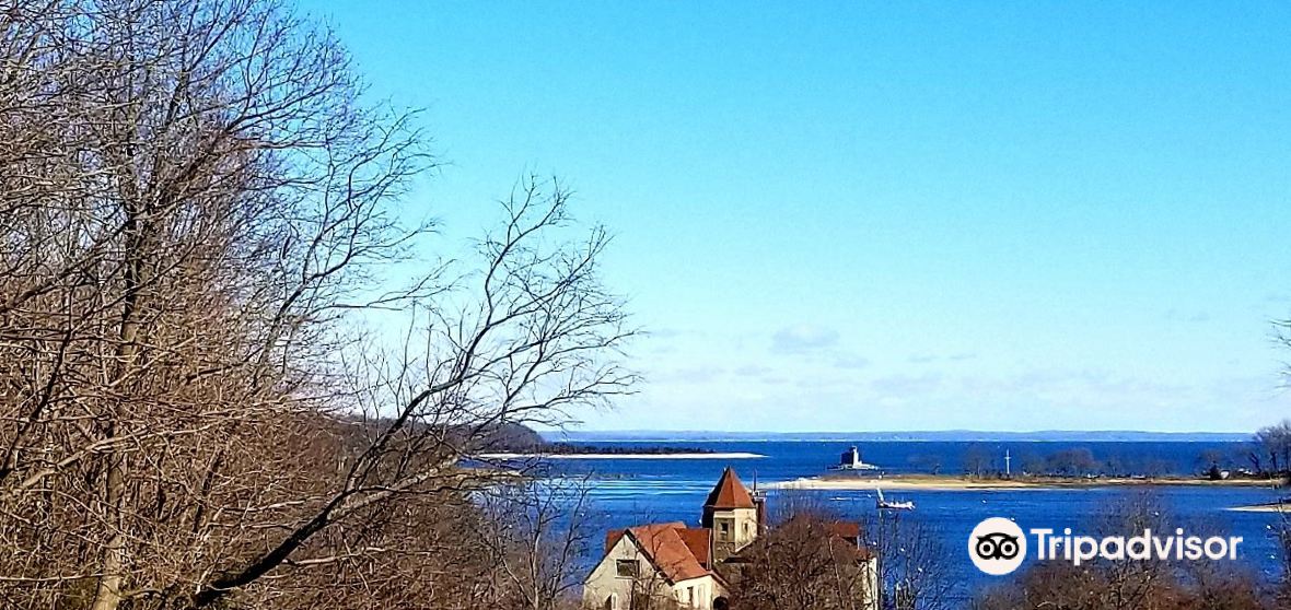 Huntington Travel Guide 2023 Things to Do, What To Eat & Tips