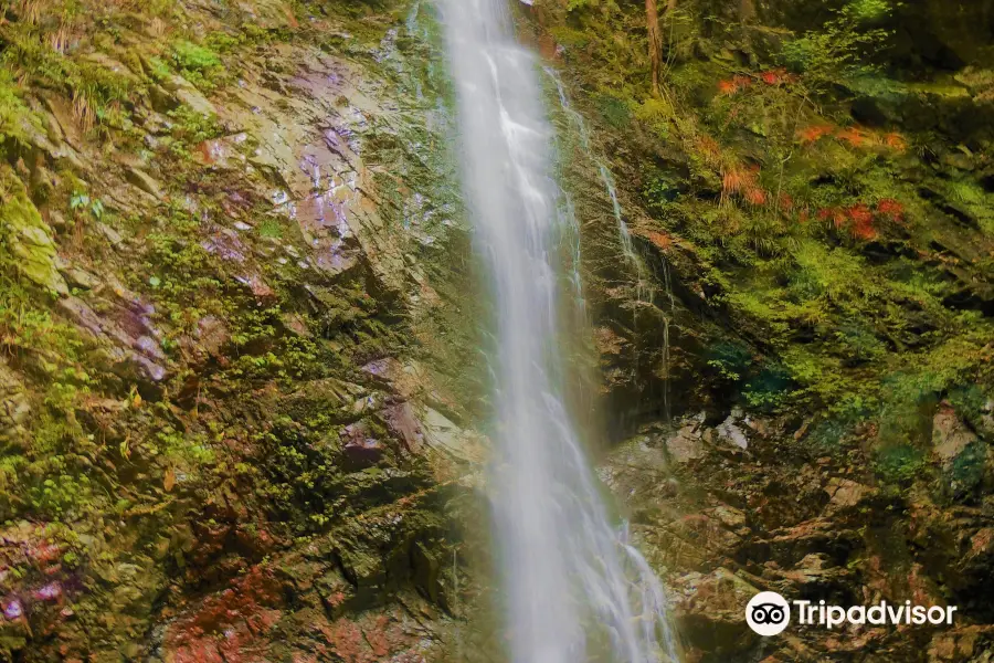 Hossawa Falls