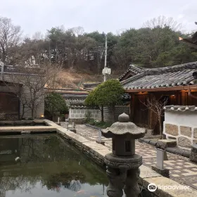 Namu Hyanggi Sweating Room