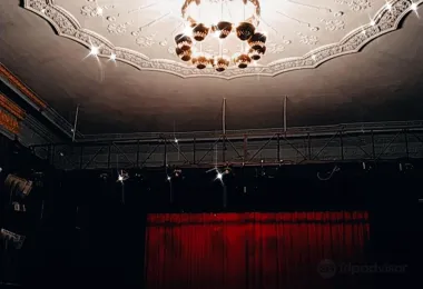 Dnipropetrovsk Regional Youth Theatre รูปภาพAttractionsยอดนิยม
