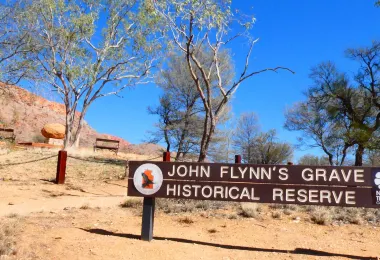 John Flynn's Grave Historical Reserve รูปภาพAttractionsยอดนิยม