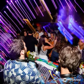 Abraxas bar