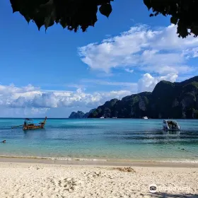 Zeavola Dive & Activities Center