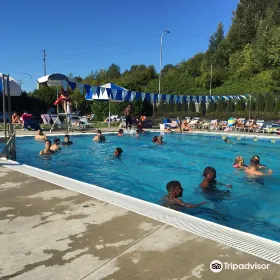 Henry Moses Aquatic Center