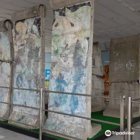 Berlin Wall