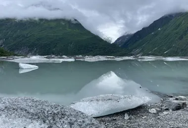 Valdez Glacier Lake 명소 인기 사진