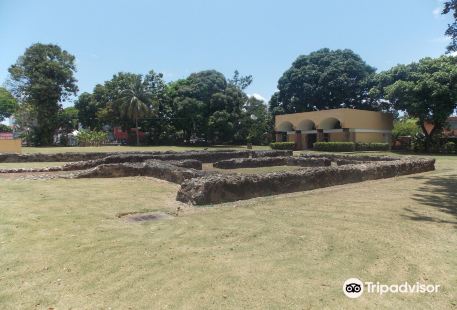 Caparra Ruins Museum and Historical Park
