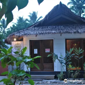 Esse Massage and Spa