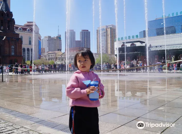 Child nude in Harbin