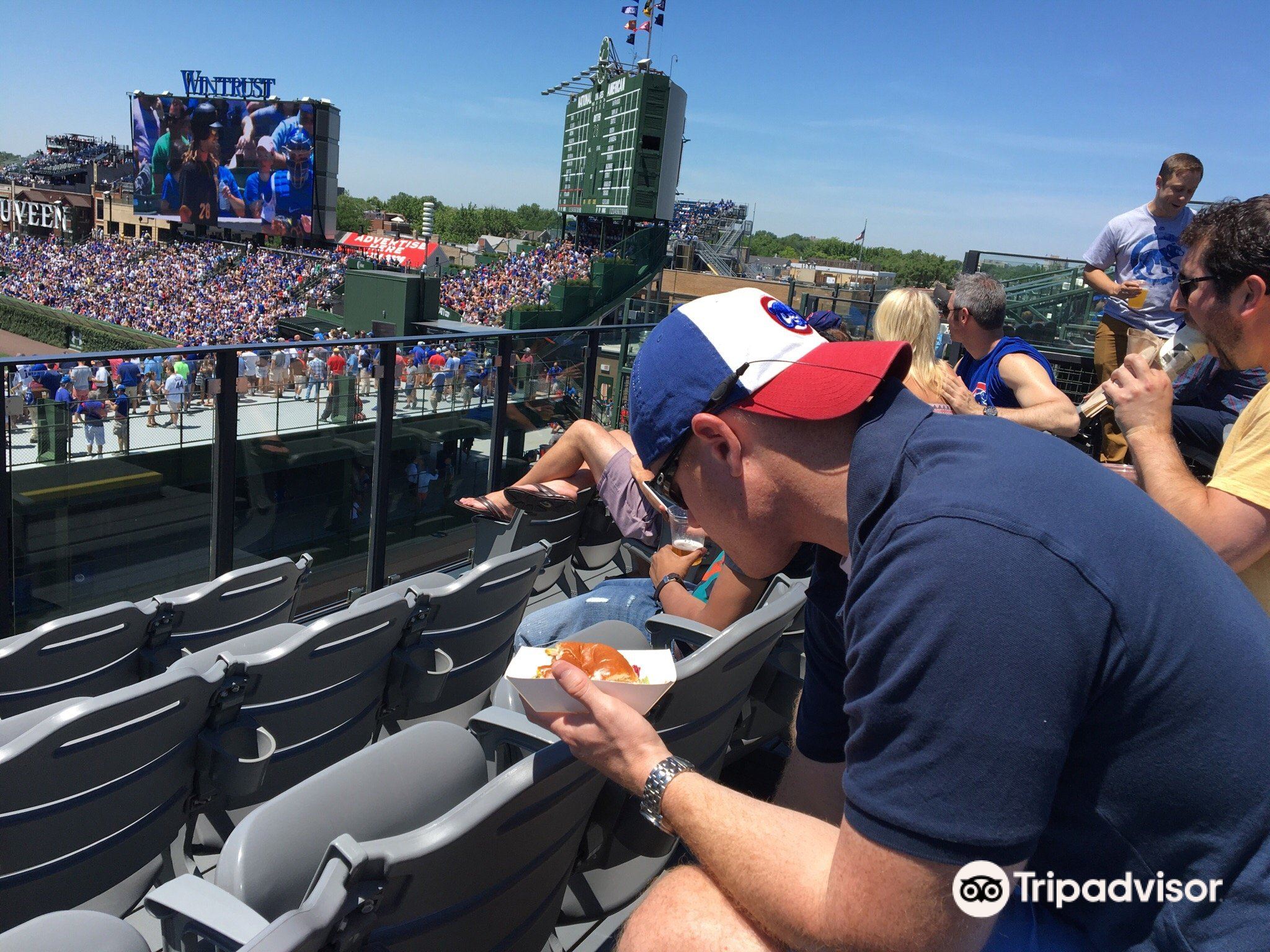 STADIUM CLUB AT WRIGLEY FIELD, Chicago - Lake View - Menu, Prices &  Restaurant Reviews - Tripadvisor