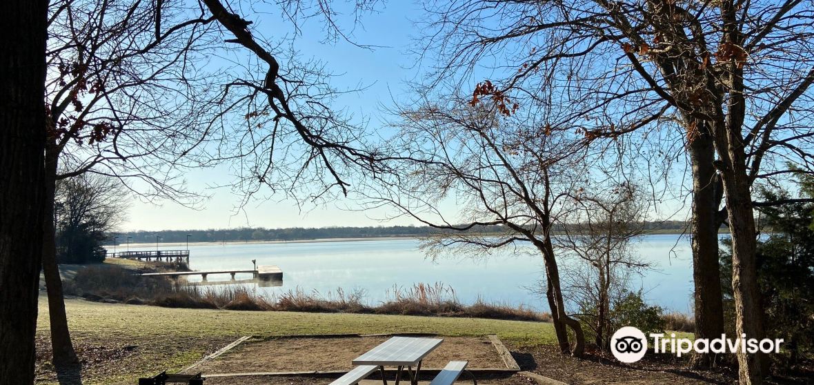 Eustace Travel Guide 2024 Things to Do, What To Eat & Tips