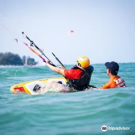 Blue Lagoon Kiteboarding School