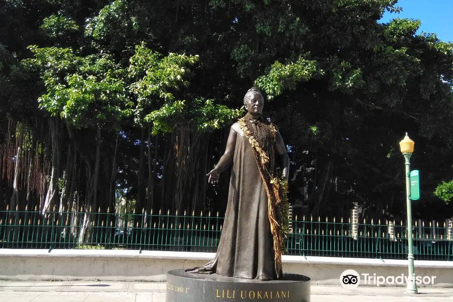 Queen Lili‘uokalani Statue1
