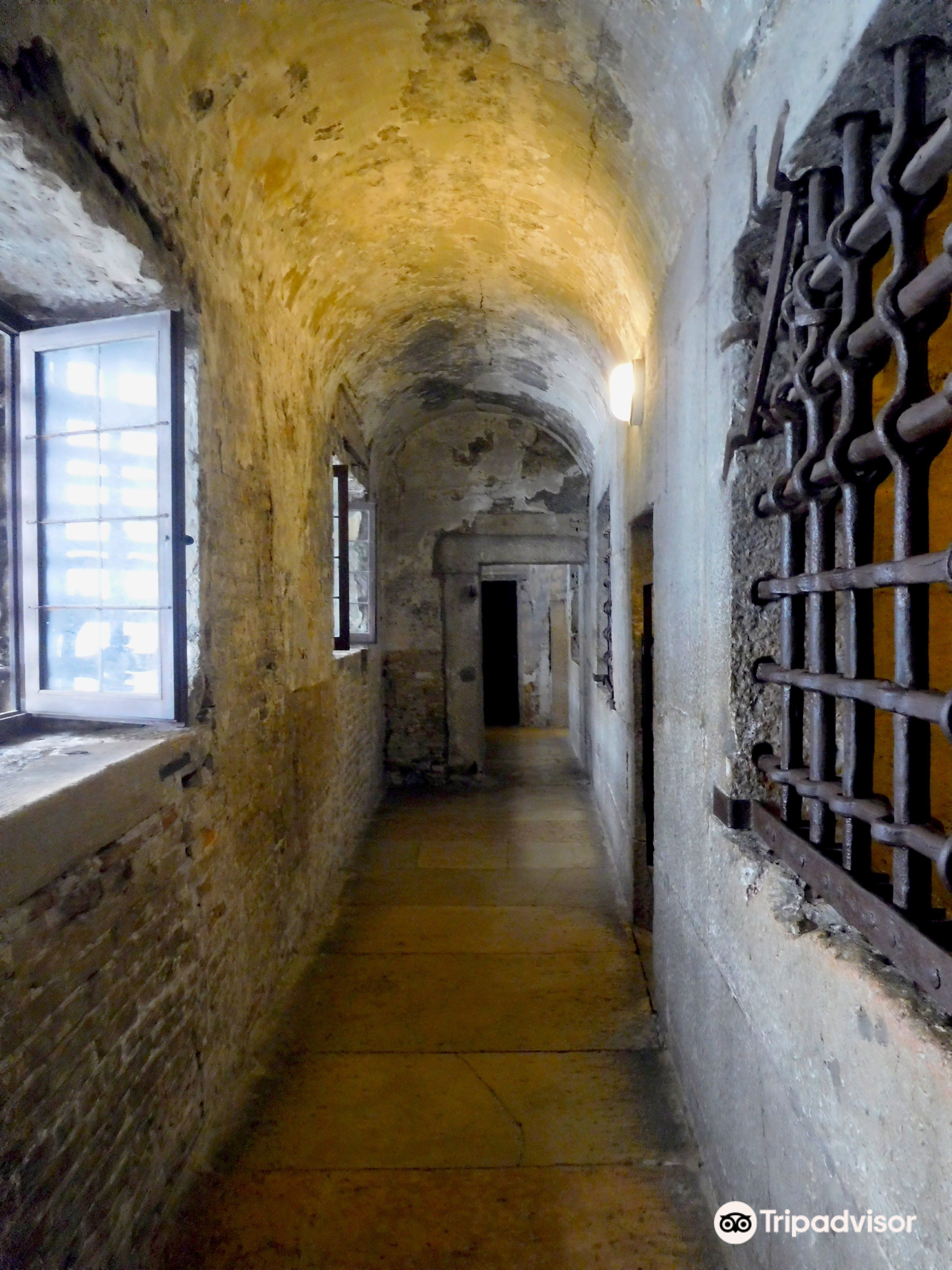 Palazzo Delle Prigioni Attraction Reviews Palazzo Delle Prigioni Tickets Palazzo Delle Prigioni Discounts Palazzo Delle Prigioni Transportation Address Opening Hours Attractions Hotels And Food Near Palazzo Delle Prigioni Trip Com