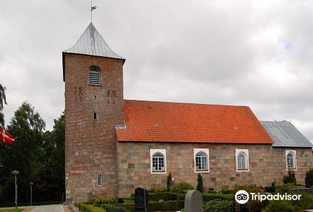 Levring Kirke travel guidebook –must attractions in Kjellerup – Levring Kirke nearby recommendation – Trip.com