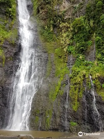 Faarumai Waterfalls3