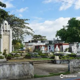 Manila North Cemetery