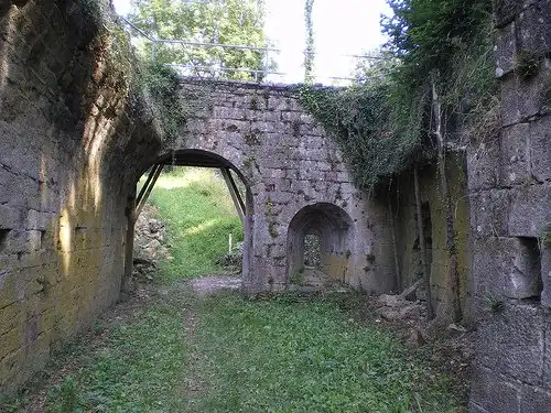 Hôtels à : Soulaucourt-sur-Mouzon